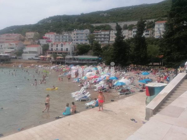 neum4