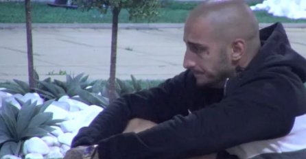 TUGA u porodici, preminuo otac VUK MOBA: On se od njega oprostio potresnom porukom i fotografijom