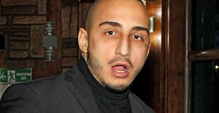 I ONI SU OSTALI BEZ OCA! OVO SU ROĐENA BRAĆA VUKA MOBA: Oglasili se potresnim porukama, a evo i čime se oni bave 