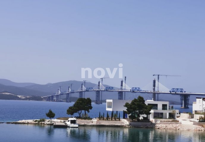 ZADNJE RUPE SE POPUNJAVAJU: Evo kako danas izgleda skoro završeni Pelješki most (FOTO NOVI.BA)