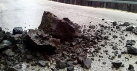 Upozorenje za vozače: Učestali odroni na magistralnoj cesti Hum-Šćepan Polje