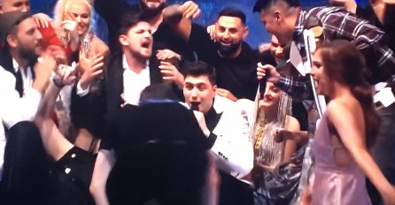 ISAK ŠABANOVIĆ SE OGLASIO NAKON ŠTO JE MAHIR MULALIĆ POBIJEDIO: Evo šta je poručio na Instagramu (FOTO)