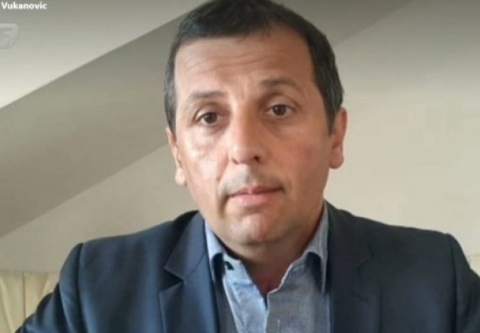 Vukanović Dodiku: Ako si Srbin i patriota smijeni Ćamila Durakovića