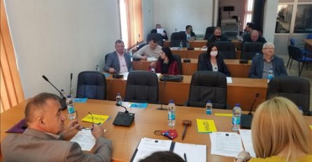 Usvojena Rezolucija o stradanju srpskog naroda u Srebrenici u 20. vijeku