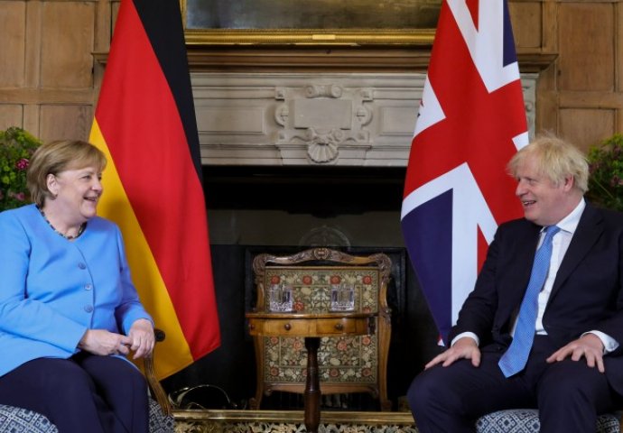 Merkel: Vakcinisani Britanci će u dogledno vrijeme moći putovati u Njemačku
