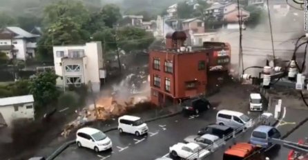 Ogromna rijeka blata nosila kuće, najmanje dvoje mrtvih i 20 nestalih u Japanu