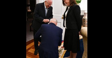 Joe Biden kleknuo pred ženom kad je čuo da ima 12 djece