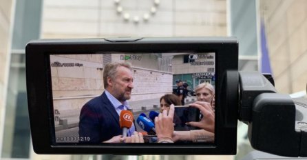 Izetbegović o velikoj delegaciji HDZ-a: Dakle, nisu najmalobrojniji!