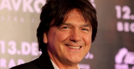 NIKAD PRIJE VIĐENA FOTOGRAFIJA ZDRAVKA ČOLIĆA: Pogledajte kako je Čola izgledao KAO DIJETE,  samo su ŠIŠKE OSTALE ISTE (FOTO)