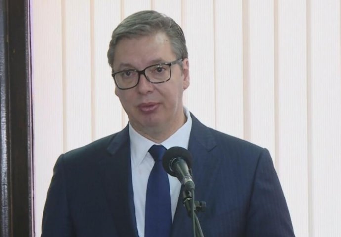 Vučić o usvanjanju rezolucije o Srebrenici u kosovskom parlamentu: Podgorica pretekla Prištinu