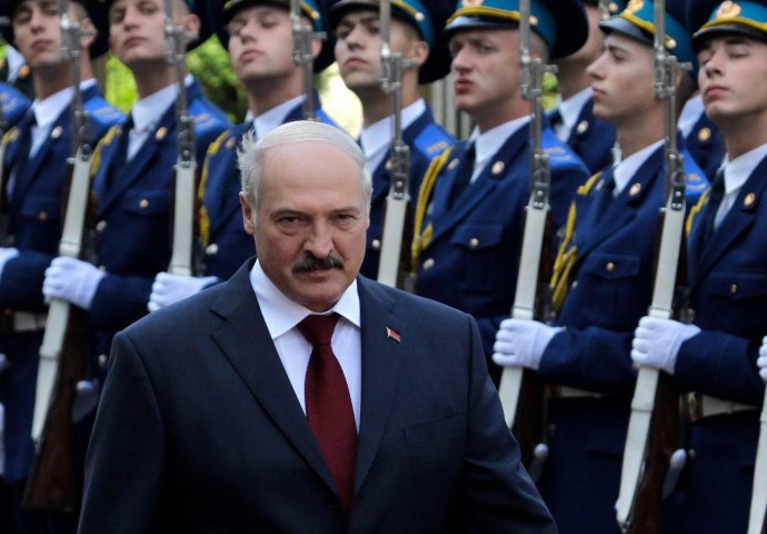 KRENULA JE LUKAŠENKOVA OSVETA: Litva u panici proglašava izvanredno stanje na nacionalnoj razini, Charles Michel u Vilniusu obećava "europsku solidarnost"