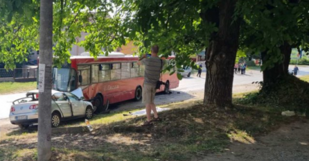 STRAŠNA NESREĆA U SRBIJI: 3 poginula u sudaru autobusa i automobila IMA I POVRIJEĐENIH