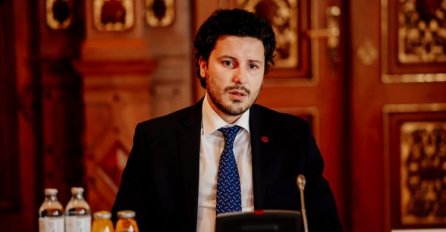 Dritan Abazović: Spreman sam da govorim u Potočarima