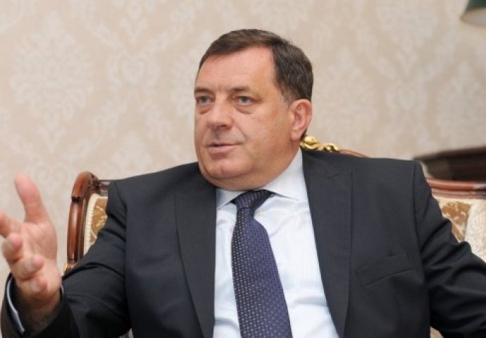 Dodik: Samo povlačenje nametnute odluke može da vrati BiH u prijašnje stanje