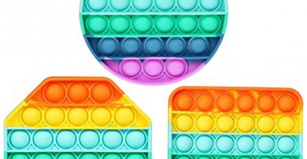 DJECA SU ODUŠEVLJENA OVOM IGRAČKOM, A SADA SE OGLASILA VASPITAČICA: Evo šta trebate znati o popularnoj igrački POP IT fidget