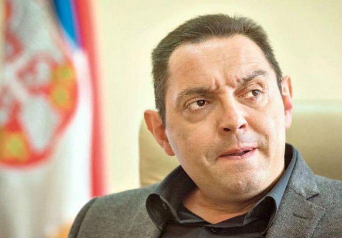 Vulin: Da li mislite da su članovi Predsjedništva BiH zaslužili aplauze 2015.