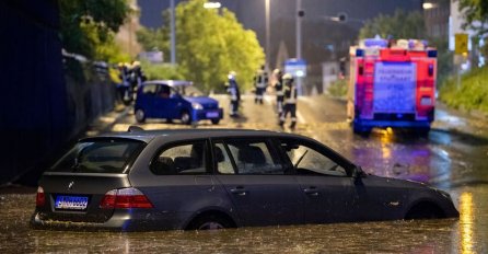 Veliko nevrijeme pogodilo Švicarsku i Njemačku: Poplave na ulicama, meteorolozi upozorili na ekstremne oluje!