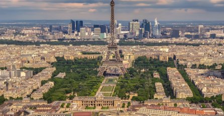 Pariz: Od danas se gase svjetla u kancelarijama i prodavnicama