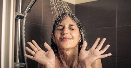 ZAŠTO SVRBI TIJELO NAKON TUŠIRANJA? Ako vam se pojavljuju i crvene fleke, EVO KOJI JE RAZLOG