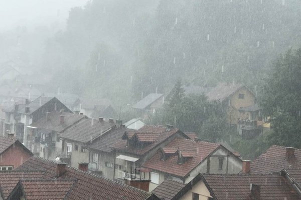 OBJAVLJENA PROGNOZA ZA SUTRA: Evo gdje će biti kiša, pljuskovi i grmljavina