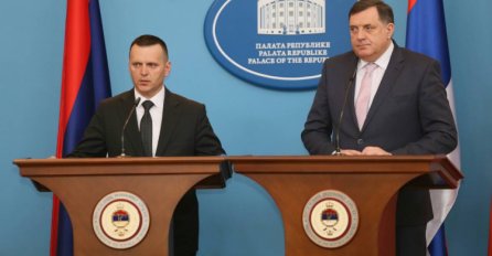 Šta se dešavalo u zgradi SNSD-a: Potukli se Dodik i Lukač?