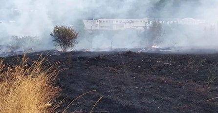 Na području Mostara sedam požara za 24 sata, gorio i automobil