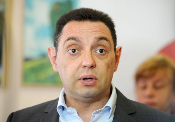 VULIN: Postoji velika razlika između Vučića i Milanovića