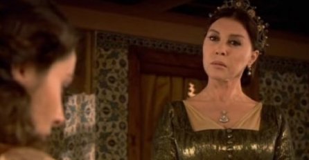 GLUMILA JE MAJKU SULTANIJU U SERIJI SULEJMAN VELIČANSTVENI, evo kako izgleda danas: Nikada je ne biste prepoznali, PODMLADILA LICE I TIJELO