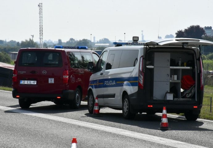 Stigle nove informacije, oglasio se šef Civilne zaštite: U autobusu bilo djece, 44 putnika su primljeni u bolnicu u Slavonskom Brodu