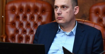 Lončar poručuje komšijama: Zagadit će vam genocidni Srbi more, nemojte da uzimate pare od njih