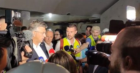 Plenković na Pelješkom mostu: "Ispod njega bi prošao i Titanic"