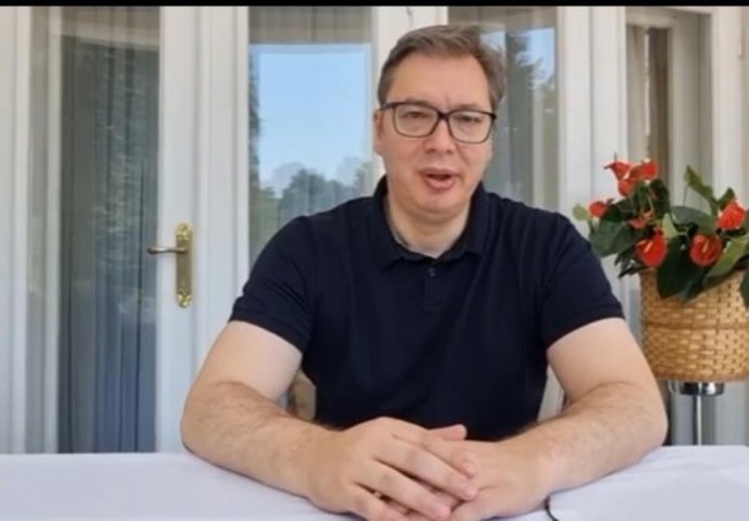 Vučić se video snimkom obratio građanima Srbije: Čestitam i lijep vikend želim (VIDEO)
