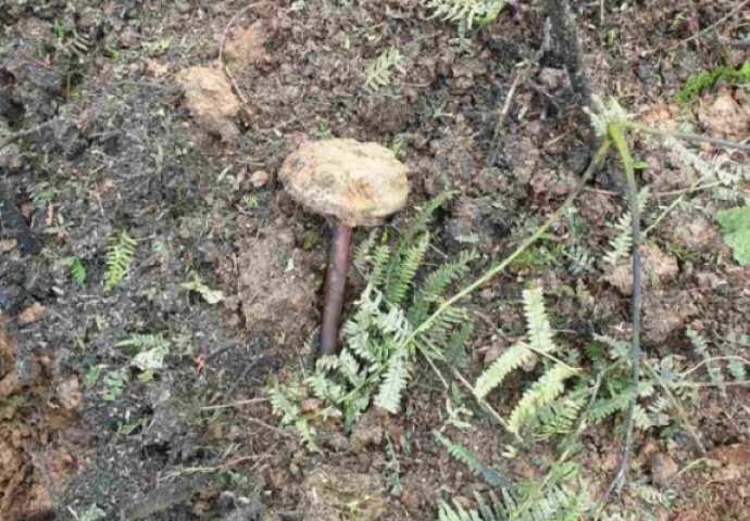 TRAGEDIJA POGODILA BIH: Demineri izvukli tijela dvojice lovaca iz minskog polja kod Zavidovića
