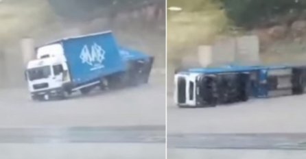 Objavljen snimak: Pogledajte kako je nevrijeme prevrnulo kamion