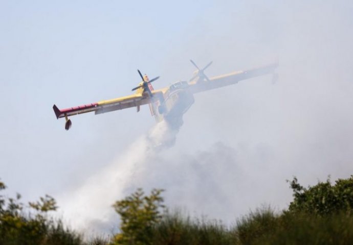 Hrvatska pomaže Turskoj u gašenju požara, upućen kanader