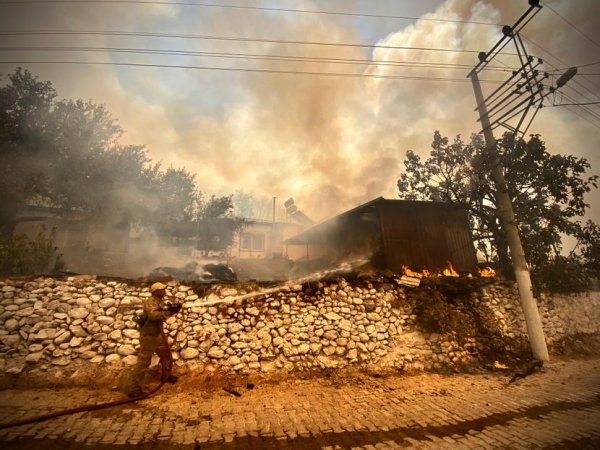 1627933279869-turska-pozari03-830x0