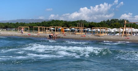 Mladić iz Bosne i Hercegovine utopio se na Velikoj plaži u Ulcinju