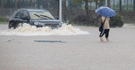 EVAKUISANO VIŠE OD 100 OSOBA, jako nevrijeme pogodilo sjever Italije: Nabujale rijeke prouzrokovale odrone i poplave