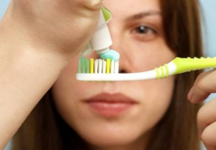 PERETE LI ZUBE PRIJE ILI POSLIJE DORUČKA? Stomatolozi su konačno riješili vječitu dilemu, evo šta je bolje! (VIDEO)