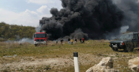 Stravičan požar zahvatio Crnu Goru: Nestalo pet osoba