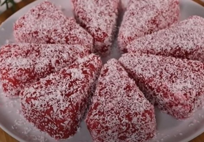 LAKO, JEFTINO, NEVJEROVATNO! Kolač od 3 sastojka, gotov za 5 minuta (VIDEO)