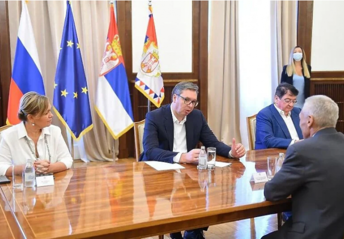 Vučić sa ruskim ambasadorom u Srbiji razgovarao i o BiH: Potrebno je obezbijediti mir