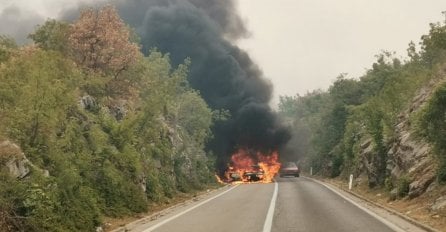 Požar i gusti dim otežavaju saobraćaj na putu Bileća-Trebinje