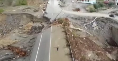 Nakon razornih požara Tursku pogodile poplave i vodene bujice (VIDEO)
