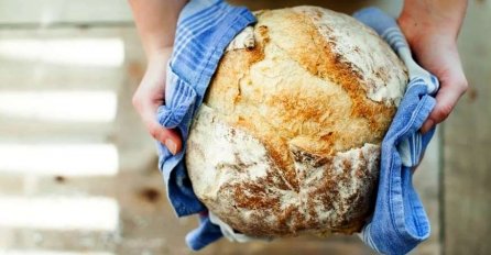 Priča: Prepečeni hljeb