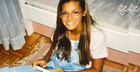 Da li je PREPOZNAJETE? Ova tinejdžerka sa fotografije danas je NAJVEĆA BOMBA estrade (FOTO)