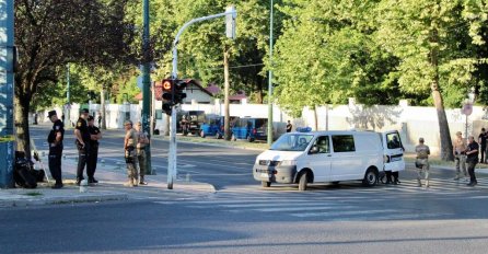 Mnoštvo policajaca na ulicama Sarajeva povodom Bh. povorke ponosa (FOTO)