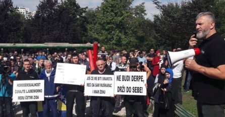 U Sarajevu počeo protest protiv Povorke ponosa