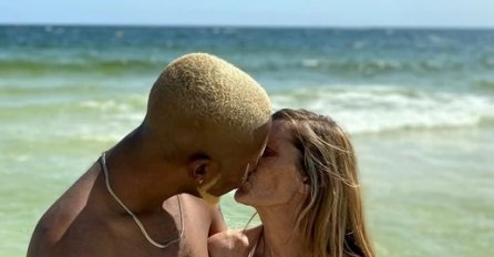 Ona ima 61, a on 24 godine: Evo kako izgleda njihova veza