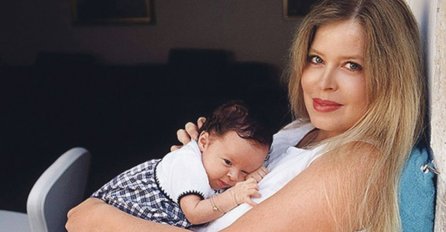 POGINULA JE MJESEC DANA NAKON POROĐAJA, a od tada je prošla 21 godina: EVO KAKO DANAS IZGLEDA KĆERKA ENE BEGOVIĆ (FOTO)